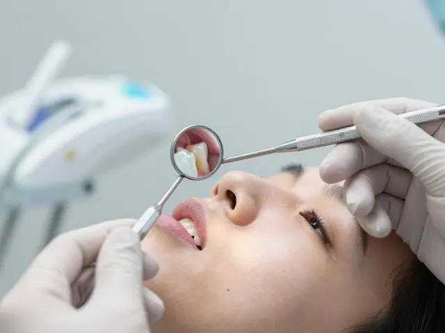 Jaké zrcátko používá zubní lékař? Všechno, co potřebujete vědět o dentálním zrcátku