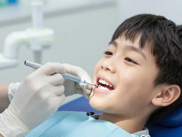 Co je fluoridace a proč je důležitá pro zuby?