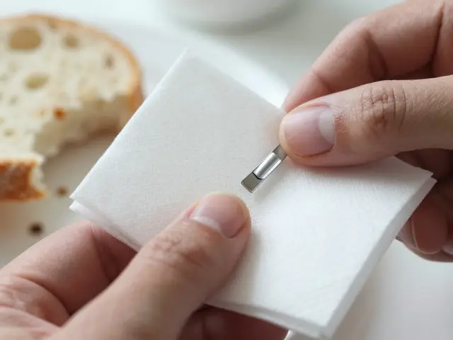 Co dělat, když vám vypadne plomba? Okamžité kroky a řešení